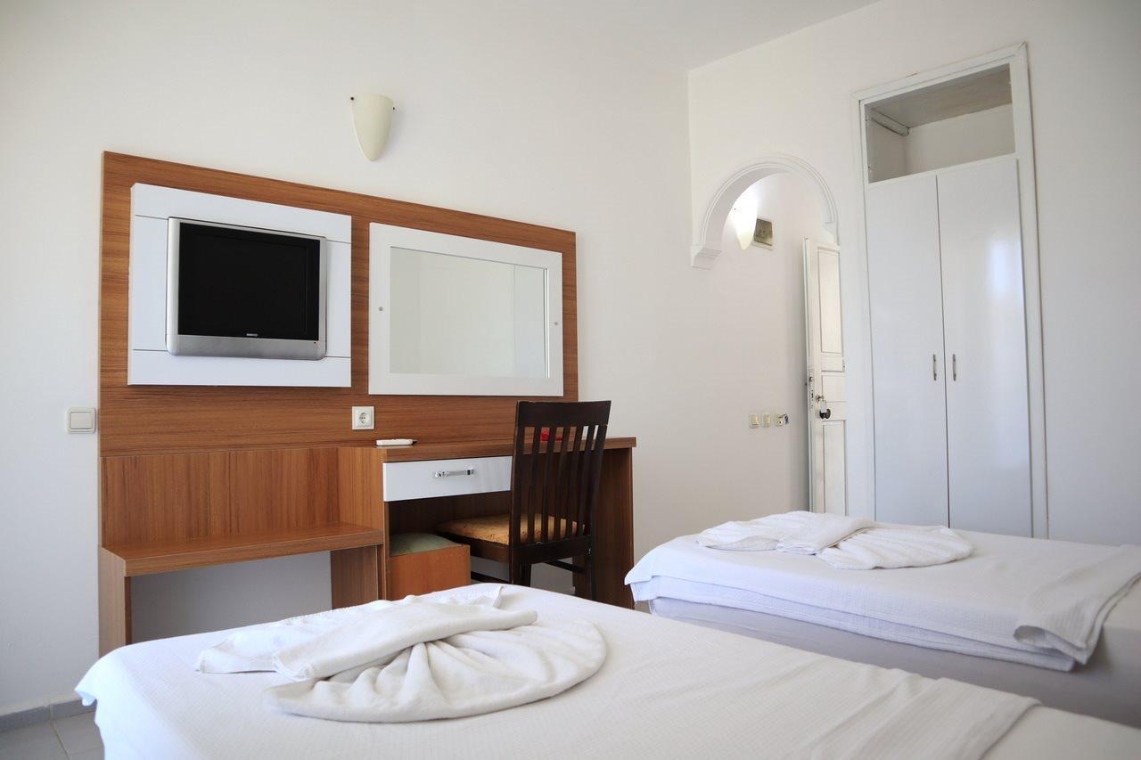 Glaros Hotel Аланя Екстериор снимка