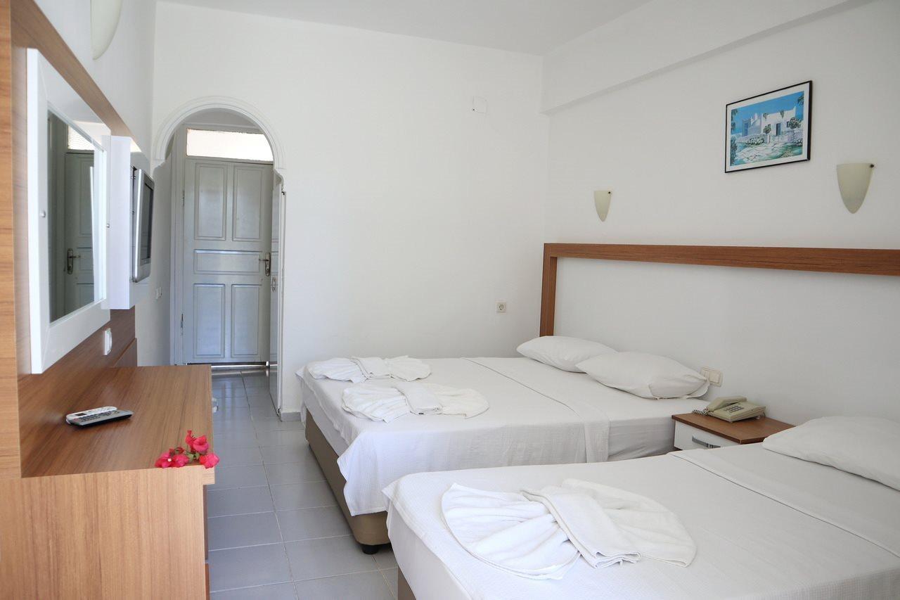 Glaros Hotel Аланя Екстериор снимка