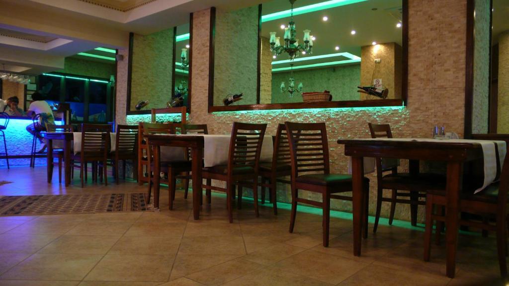 Glaros Hotel Аланя Екстериор снимка