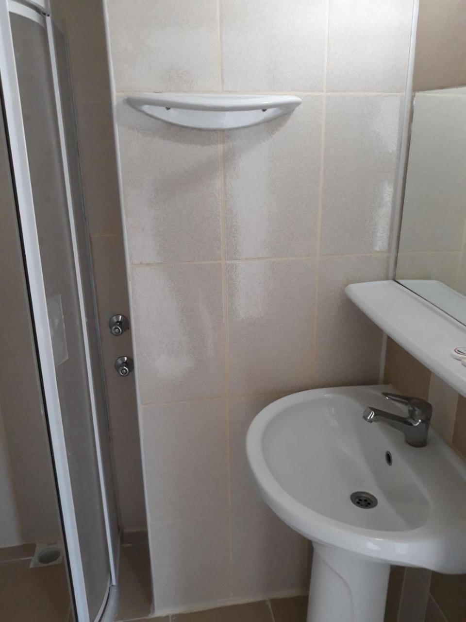 Glaros Hotel Аланя Екстериор снимка