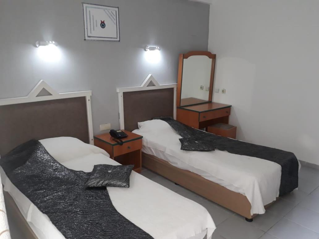 Glaros Hotel Аланя Екстериор снимка