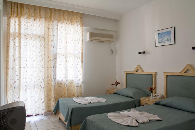 Glaros Hotel Аланя Екстериор снимка